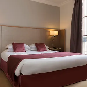 Opera Hotel